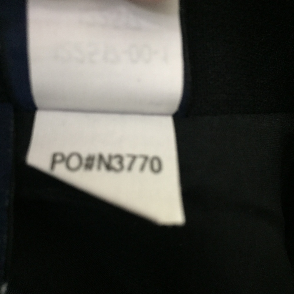 Black GAP size 10 skirt with front slit Career - Picture 6 of 6
